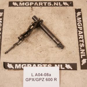 Kawasaki GPZ/GPX600R 85 Schakelas / 13161-042 Lever Assy