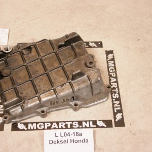 Honda VF700C RC21 Supermagna Oliepan / 11210-MN0-000 Pan, Oil