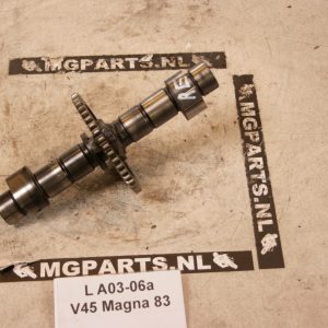 Honda VF 750 C RC09 V45 Magna 83/84 Nokkenas achter uitlaat / 14141-MB0-774 Camshaft, Rr, Ex