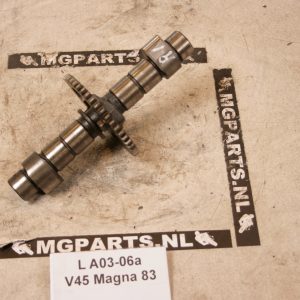 Honda VF 750 C RC09 V45 Magna 83/84 Nokkenas achter inlaat / 14121-MB0-773 Cam Shaft, In Rr