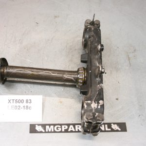 Yamaha XT 500 83 T Stuk - 4E5-23340-30-33 Under Bracket Comp