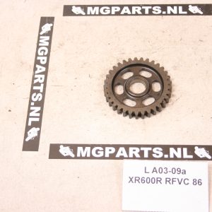 Honda XR600R PE04 86 Tandwiel Kickstarter / 28221-MG3-000 Gear, Kick 33T