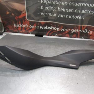 Aprilia RSV 1000 2005 Zijdeksel rechts - AP8158663 RH side panel,