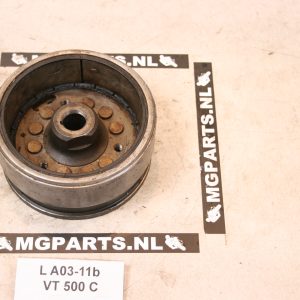 Honda VT500C 83-84 PC08 Dynamorotor / 31110-MF5-014 Flywheel Comp