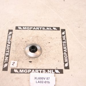 Honda XL600V Transalp 87 PD06 Oliezeef / 15153-MM9-000 Oil Strainer