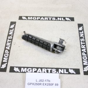 Kawasaki GPX250R EX250F 89 Voetsteun RV - 34028-1209 Step, Fr, Rh