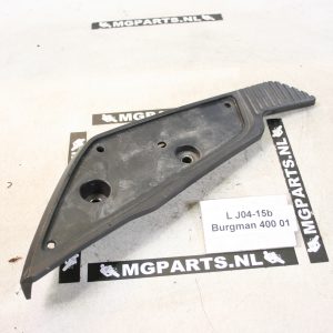 Suzuki AN400 Burgman 99/00 Treeplank rechts achter - 43611-15F00 BOARD, PILLION FOOTREST RH