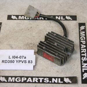 Yamaha RD 350 LC YPVS (31K) 83-86 Spanningsregelaar RECTIFIER REGULATOR 4L0-81960-A0