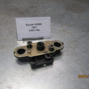 Suzuki VX800 VS51 91 45220-20A01  45220-47H00 Bracket, Seat